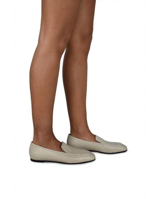 ANEST COLLECTIVE White Slip-On Kidskin