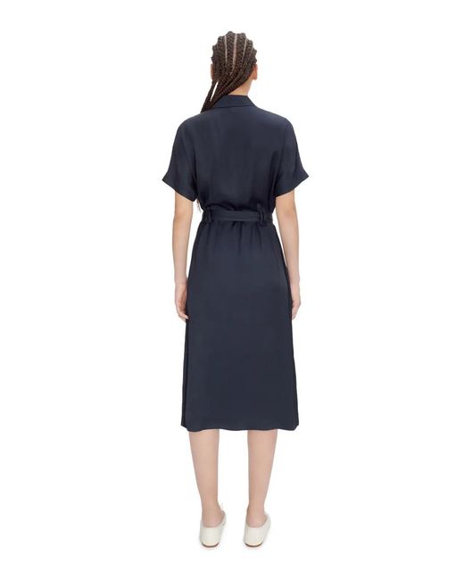 Robes noires A.P.C. en coloris Blue