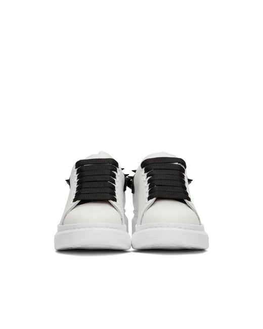 Alexander McQueen Spike Oversized Sneakers in het White