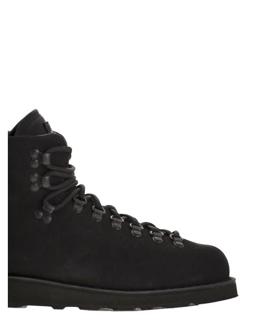 Stone Island Black Boot With Rubber Sole And Cushioning for men