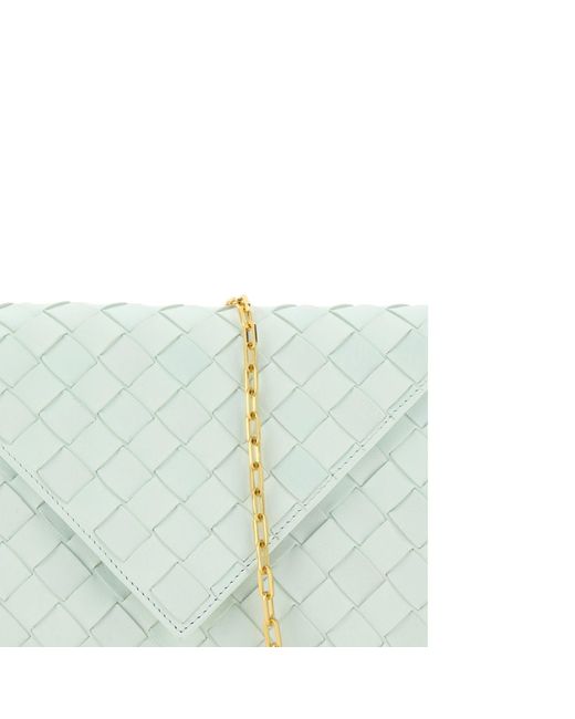 Envelope Origami Clutch di Bottega Veneta in Blue