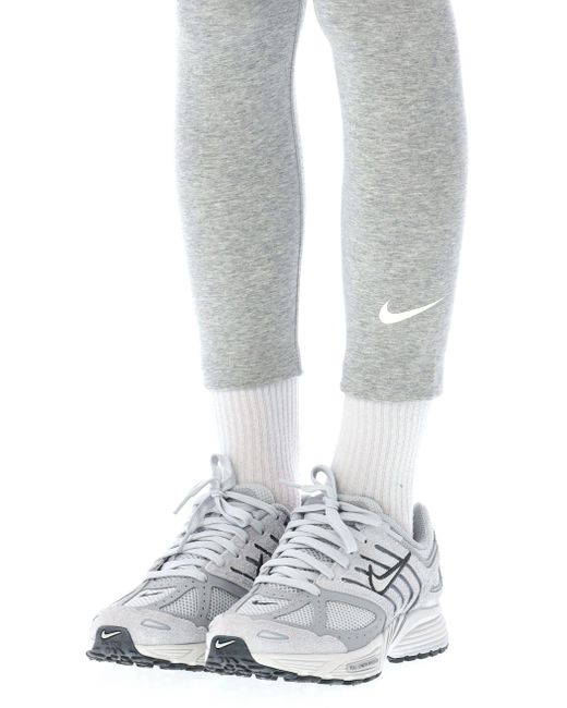 Nike Gray Hosen