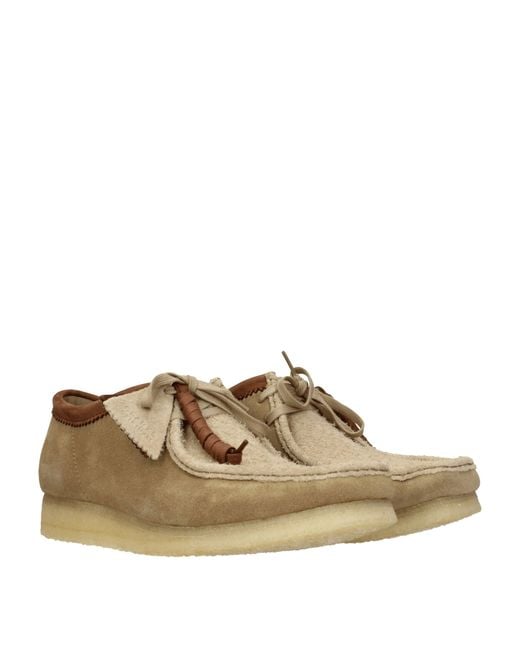 Clarks Brown Derby Wallabee Suede/Sand