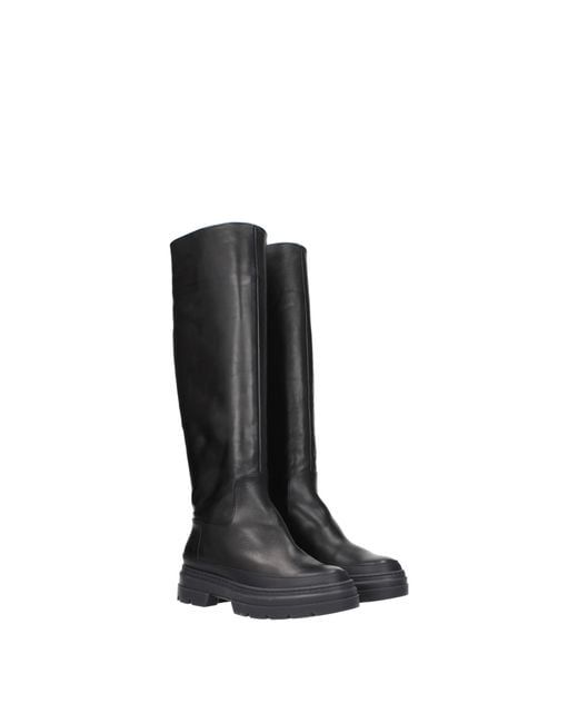 Max Mara Black Leather Boot