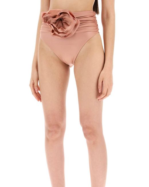 Magda Butrym High Tailed Bikini -slip Met Bloemclip in het Pink
