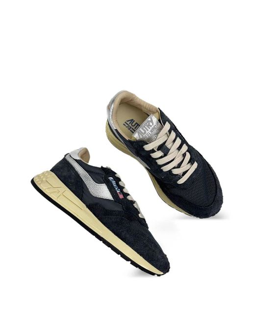 Autry Dit Is De Eerste Keer Dat Het Europees Parlement Tegen Het Voorstel Van De Commissie Heeft Gestemd. in het Blue