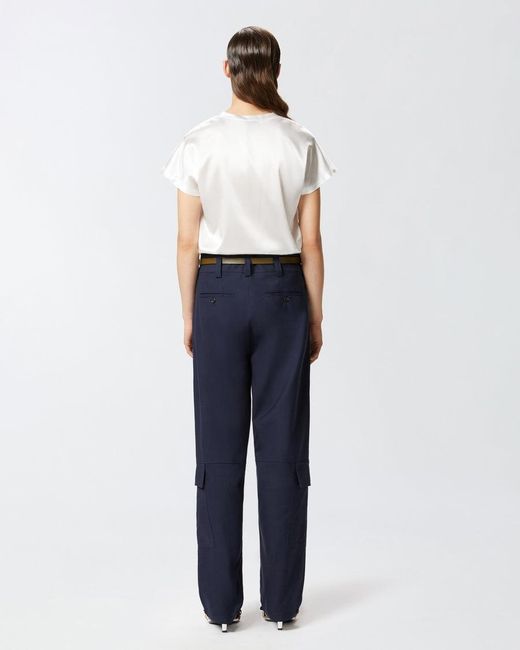 Rosa blanco Pinko de color White