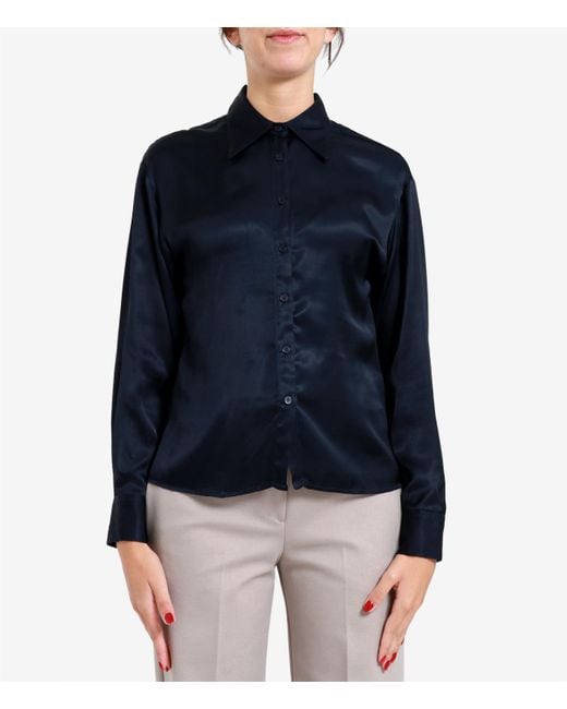 Kaos Blue Shirts