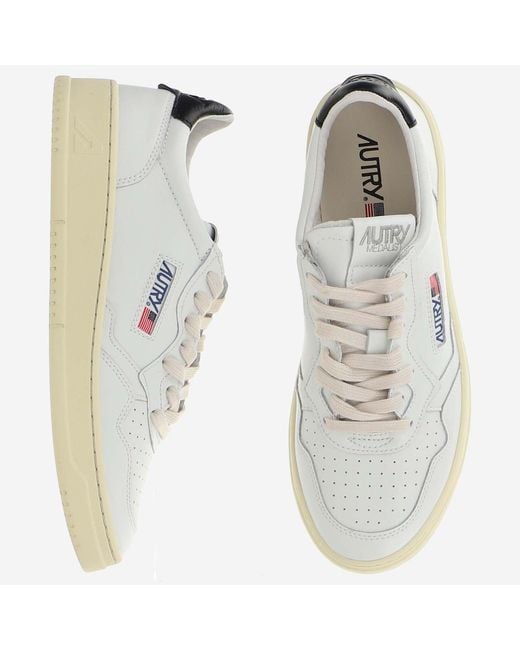 Autry White Sneakers Medalist Low Leather