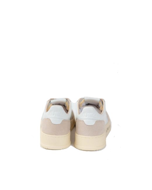 Autry White Medalist Low Sneakers