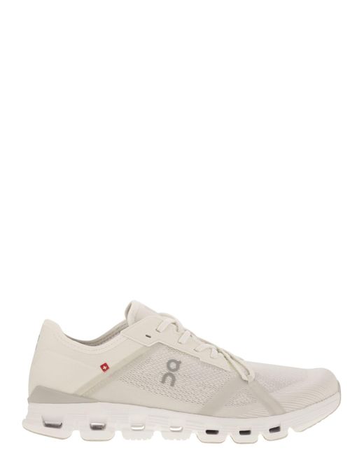 Su Cloud X 4 Sneaker di On Shoes in White da Uomo