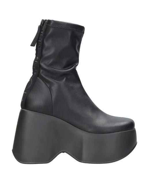 Vic Matié Black Boots