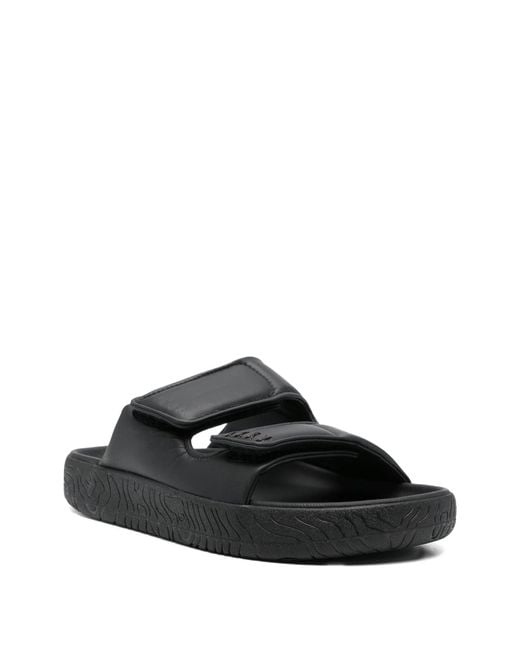 Veja Black Etna Bold