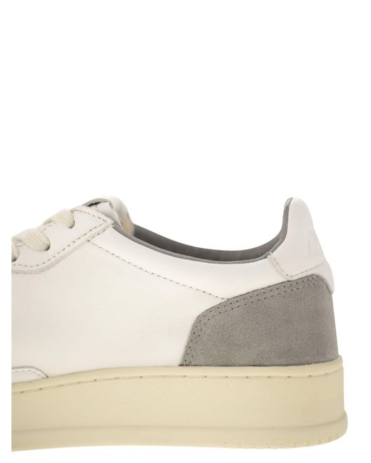 Autry Medaillewinnaar Low Sneakers In Goatkin En Suede in het White voor heren