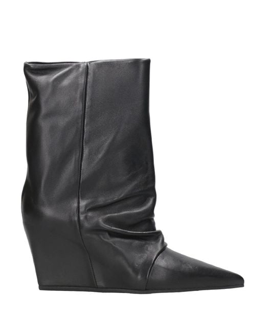 Vic Matié Black Boots