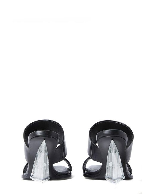 McQueen White Alexander Mc Queen