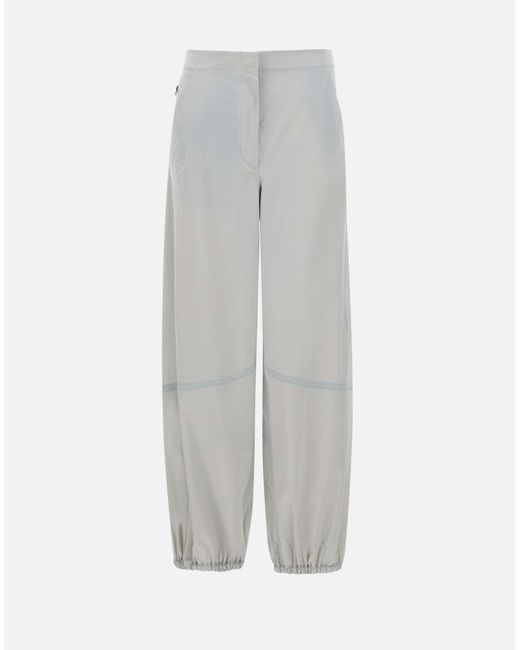 Herno White Funktionale Garderobe Perlgraue Hose