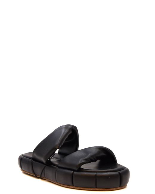 THEMOIRÈ Black Sandals Themoir�