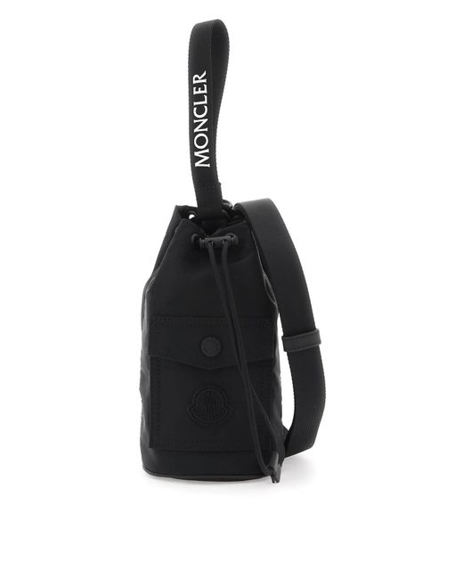 Moncler Mini Bucket Bag in het Black