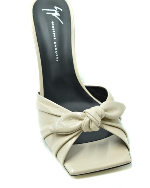 Giuseppe Zanotti White Vanille