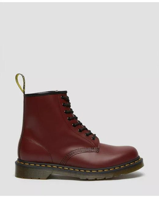 Dr. Martens Dr. Martens 1460 in het Brown