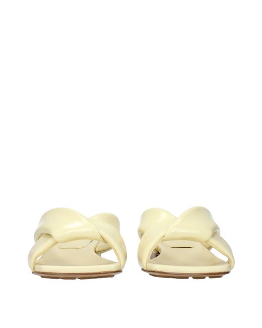 Bottega Veneta Natural Flip Flops And Clogs Riva Leather/Chamomile