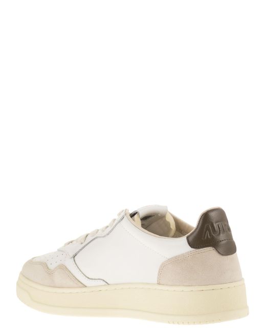 Autry Medalist Low-Sneaker aus Leder und Wildleder in White für Herren