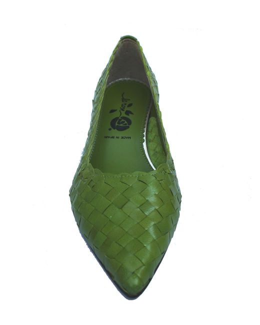 LA ROSE Green Carol Wooden Pumps