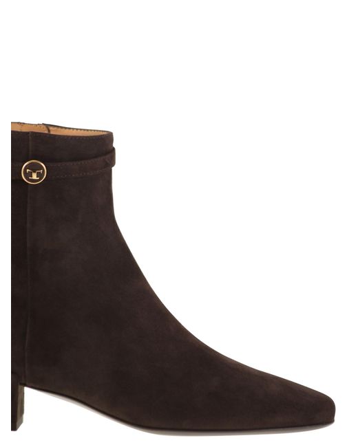 Tod's Brown Suede Ankle Boots