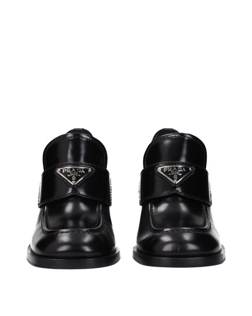 Prada Black Leather Décolleté