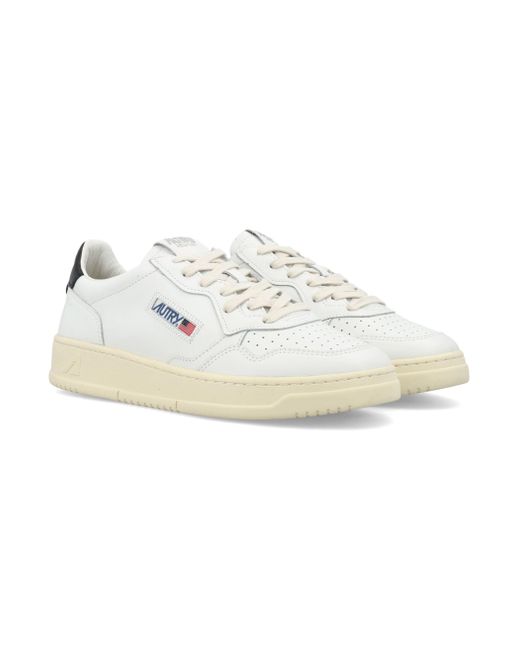 Autry White Medalist Low for men