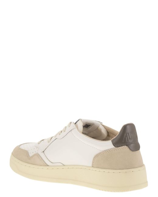 Autry White Medalist Low for men