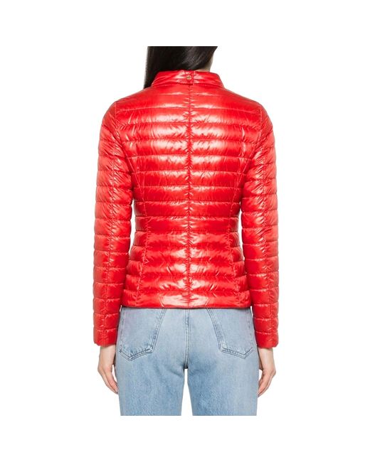 Herno Elena Donsjack in het Red
