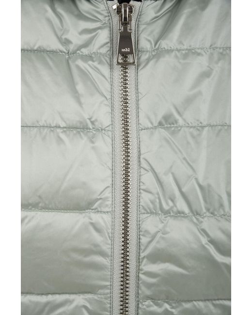 Add Voeg Jassen Toe in het Gray