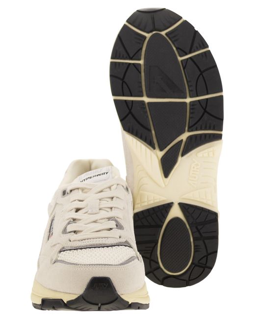 Autry Hyperway Sneakers in White für Herren