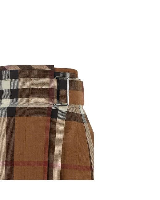Burberry falda flores top