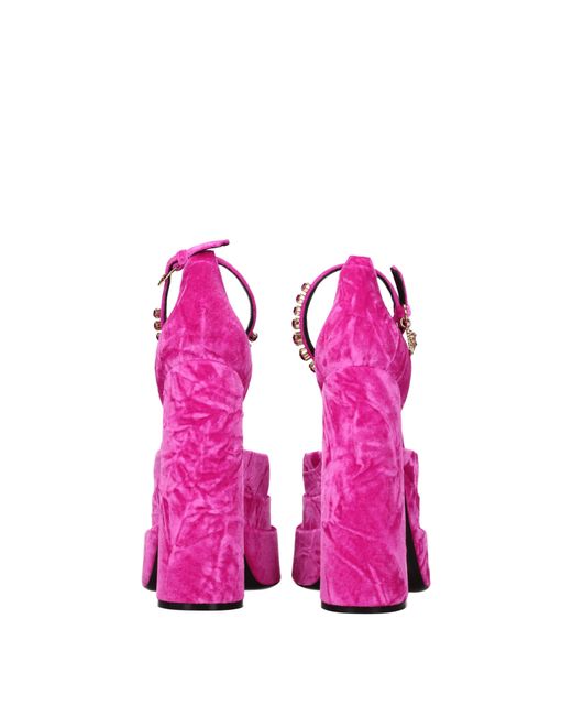Pumps Versace en coloris Pink