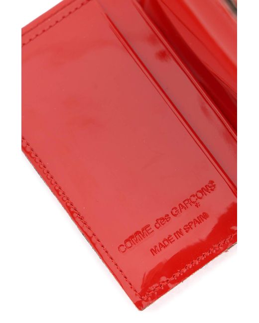 Comme des Garçons Comme Des Garcons Portemonnee Bifold Patent Lederen Portemonnee In in het Red voor heren