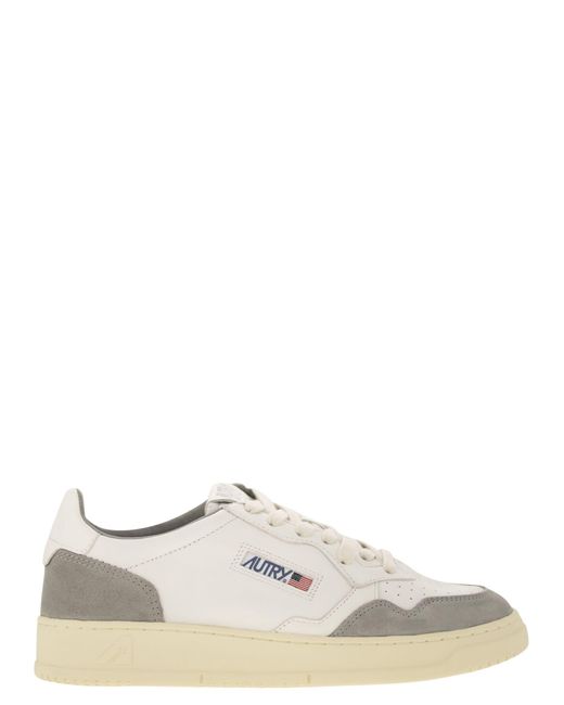 Autry Medaillewinnaar Low Sneakers In Goatkin En Suede in het White voor heren