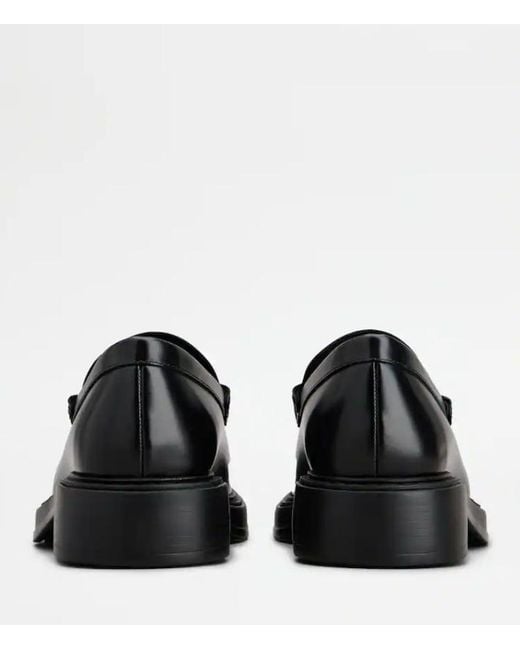 Tod's Black Leather Moccasin