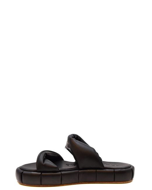 THEMOIRÈ Black Sandals Themoir�