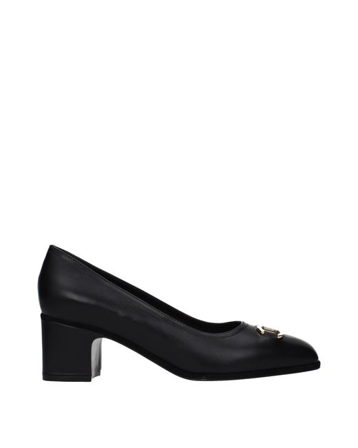 Ferragamo Black Comiso Décolleté Leather