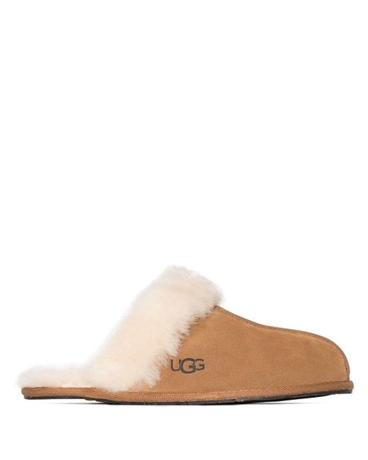 Ugg Scuffette Ii Suède Slippers in het Natural