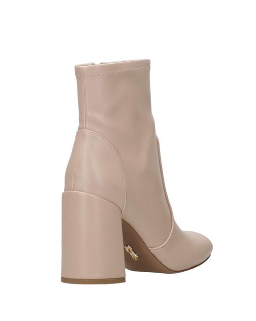 Steve Madden Brown Boots
