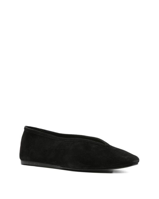 Manebí Black Flat Shoes