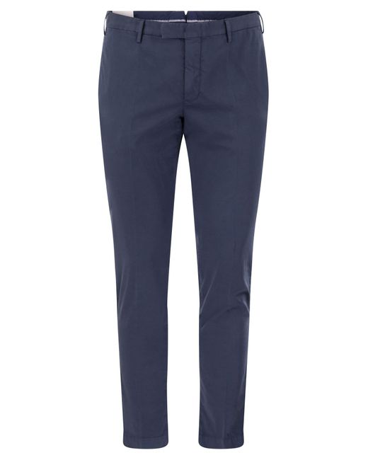 Pt pantaloni magri in cotone e seta di PT Torino in Blue