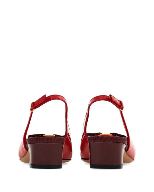 Ferragamo 30 Mm Vara Pumps in het Red