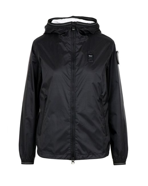 Blauer Blauw Zwart in het Black