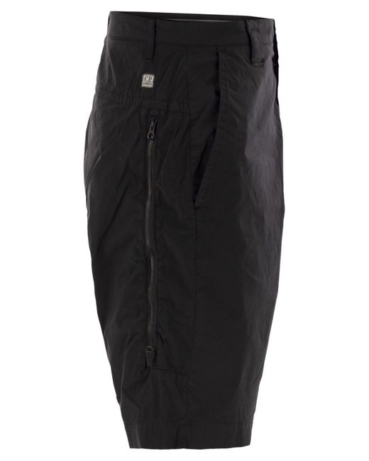 C P Company Cotton Cargo Shorts Met Lens in het Black voor heren