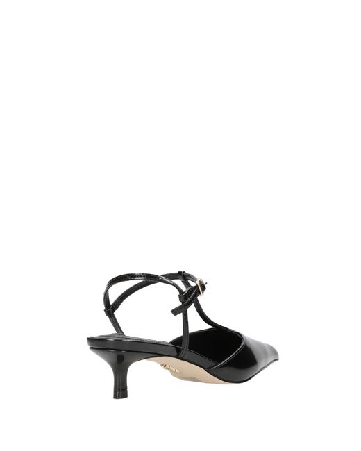 Steve Madden Black With Heel